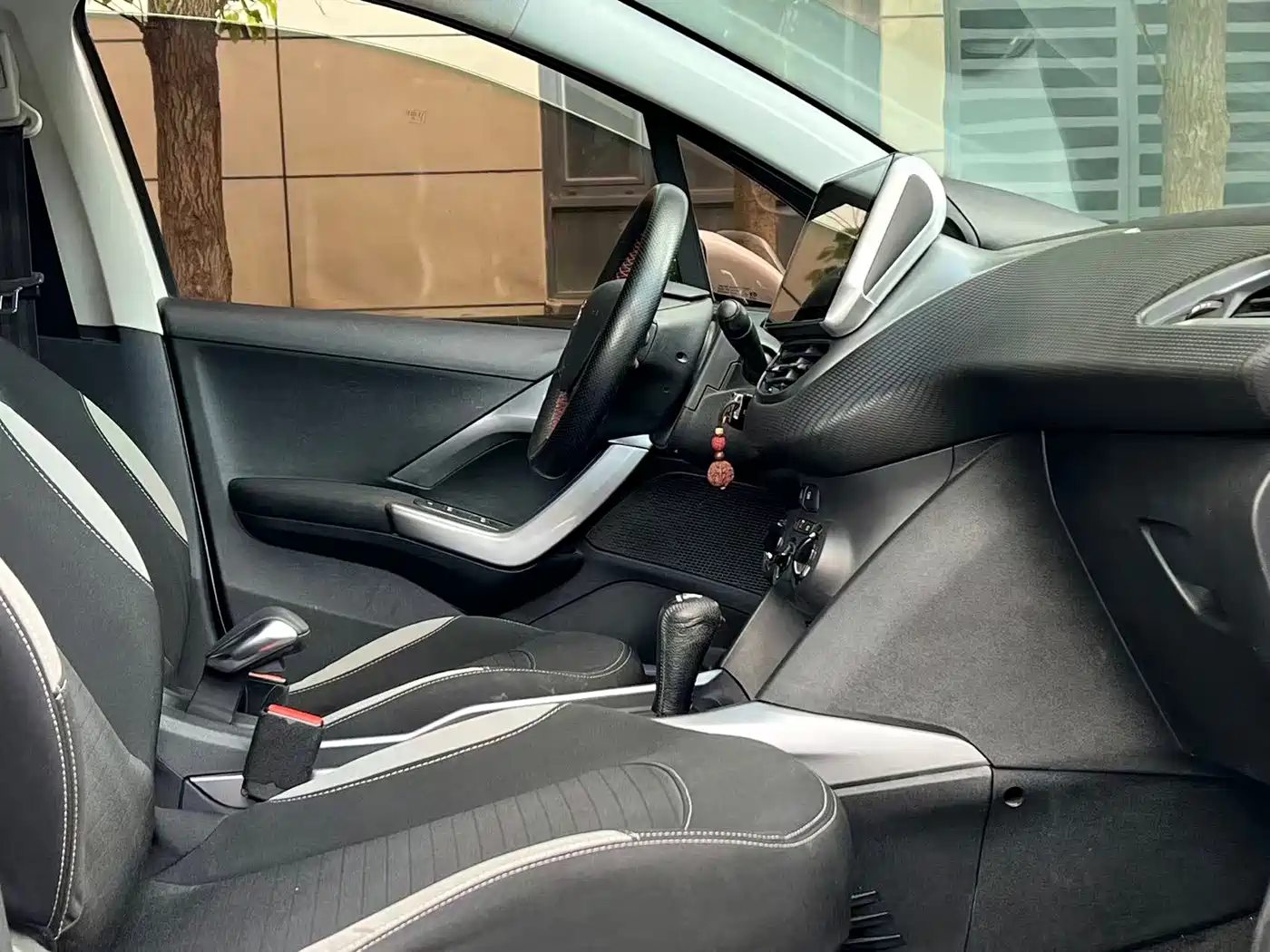 Peugeot 2008 2017 2014 1.6L Automatic Trend Edition