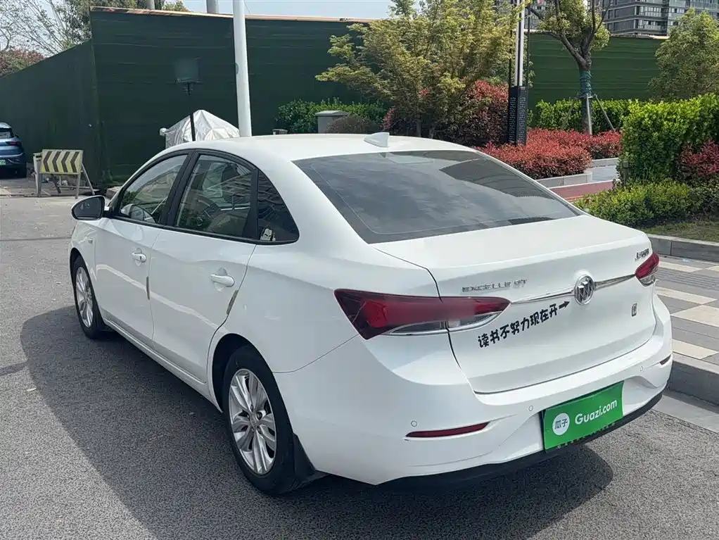 Buick Excelle 2021 Exemplar 1.5L Auto Elite фото 14