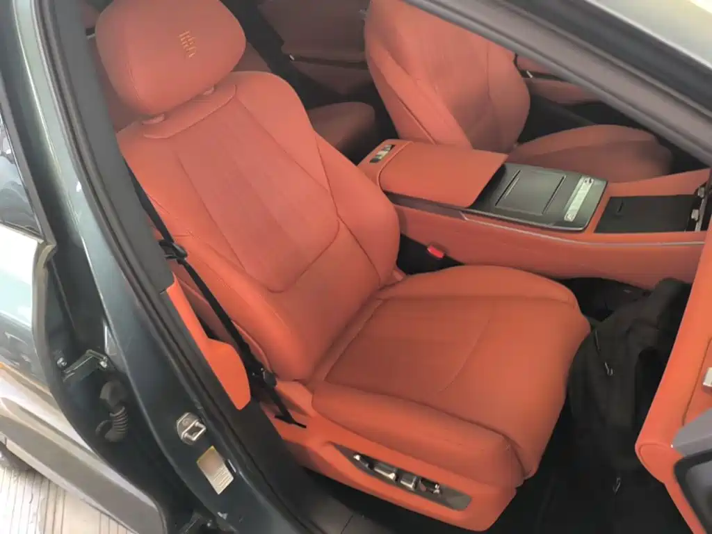 BYD Tang L 2025 2025 DM 175KM Drone Player Edition