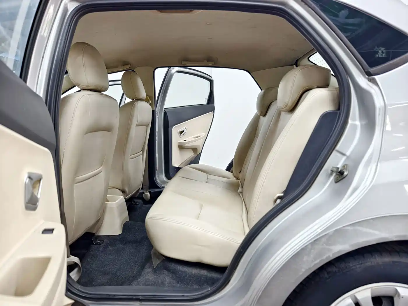 Chery Fengyun 2 2014 2014 Hatchback 1.5L Manual New Youth Edition