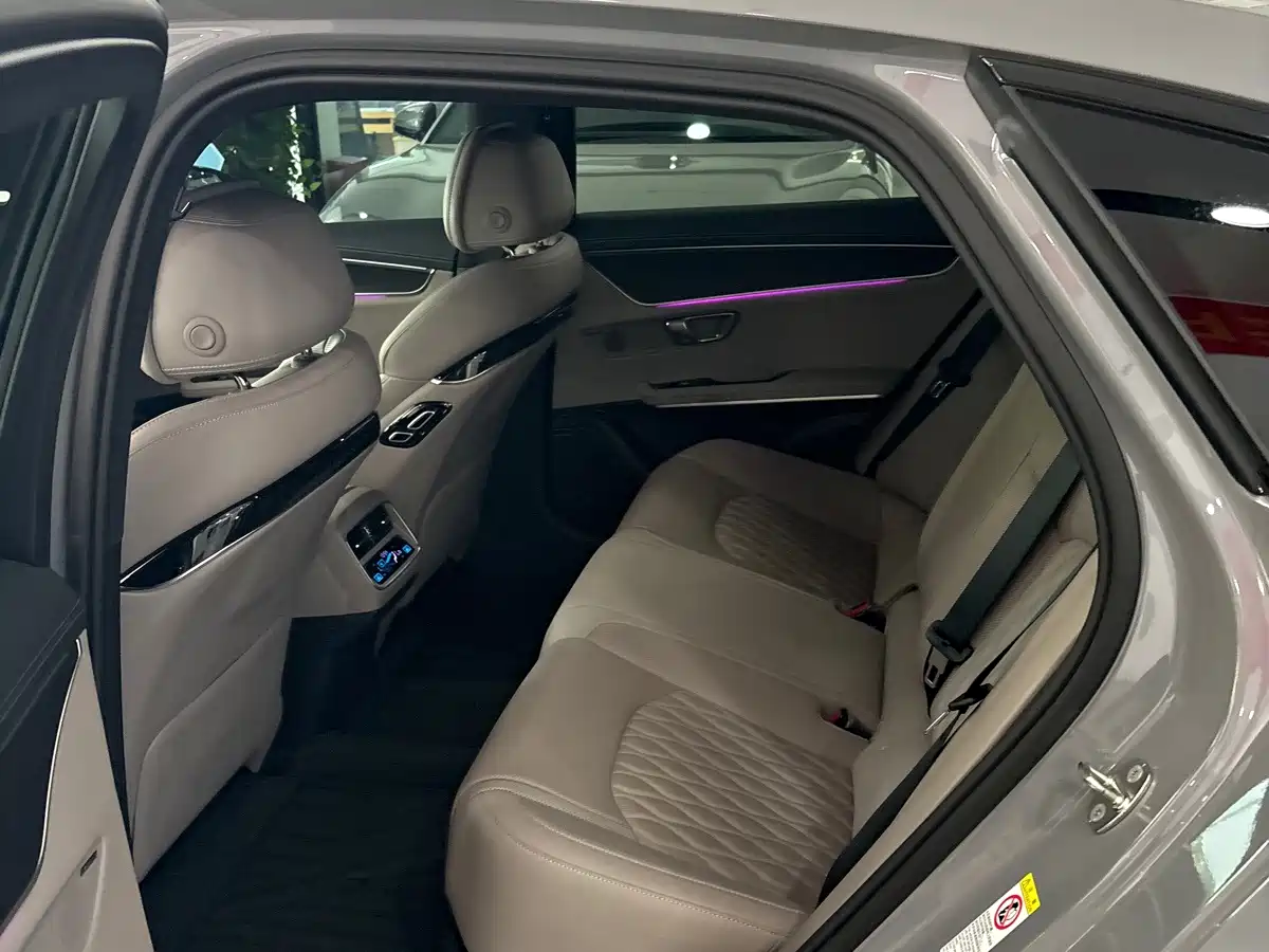 BYD Han 2025 2025 DM-i Smart Driving Edition 125KM LiDAR Flagship