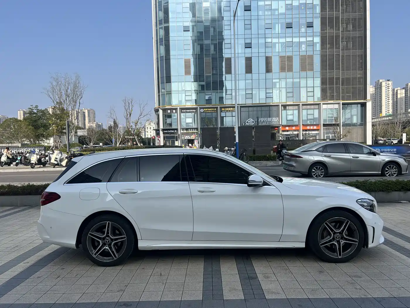 Mercedes-Benz C-Class (Import) 2020 Model C 260 Estate фото 7