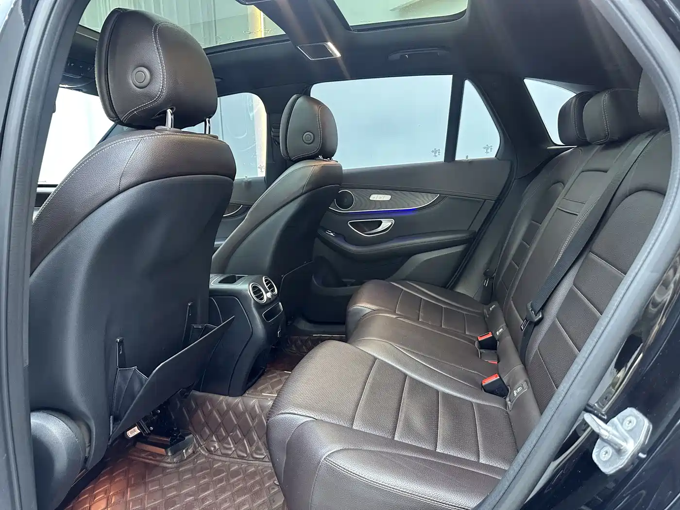 Mercedes-Benz GLC 2020 Facelift GLC 260 L 4MATIC Luxury фото 5