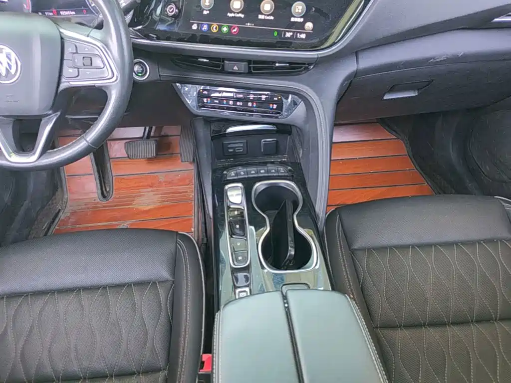 Photo 14 - Buick Envision Plus