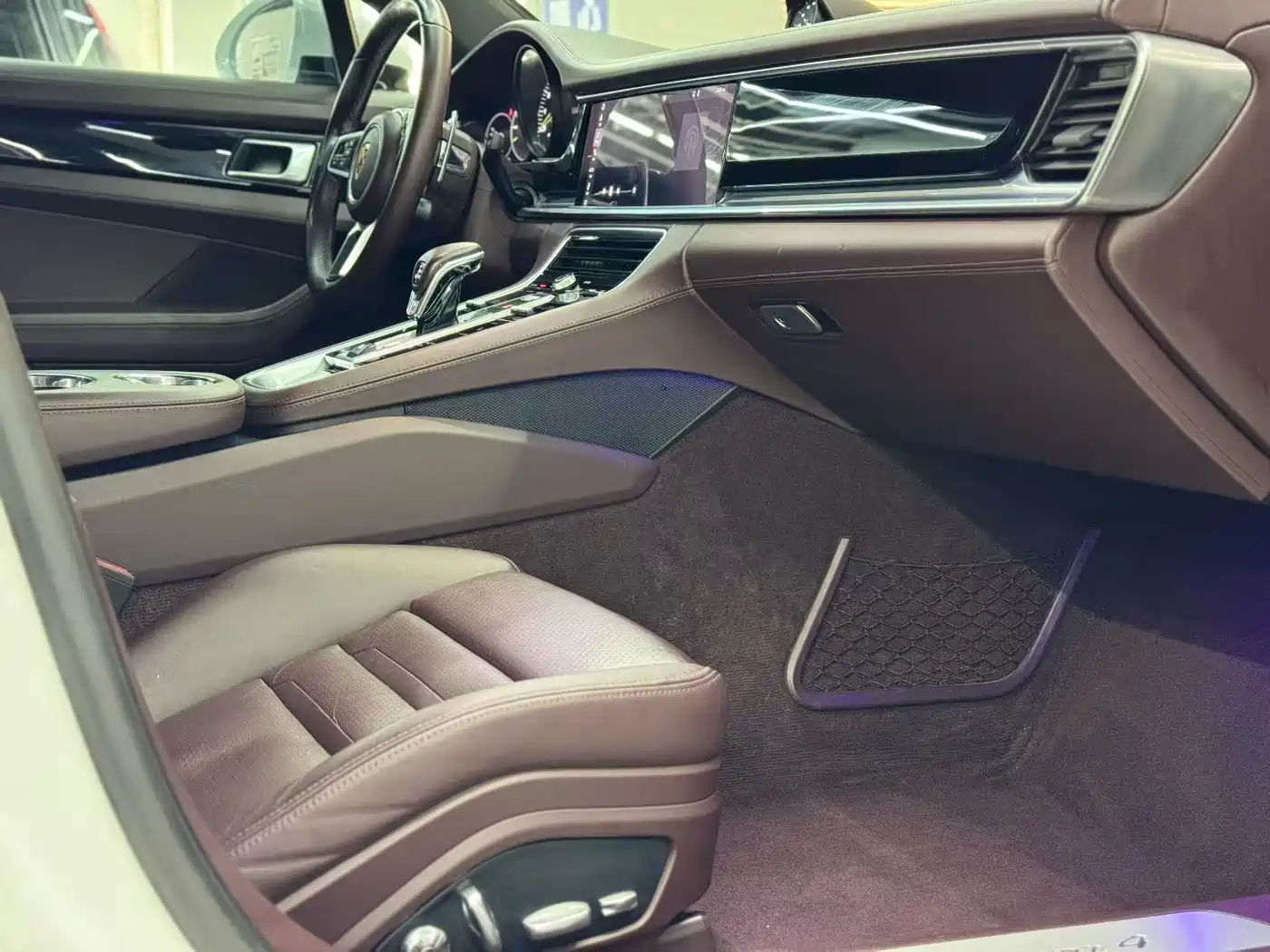 PORSCHE PANAMERA NEW ENERGY