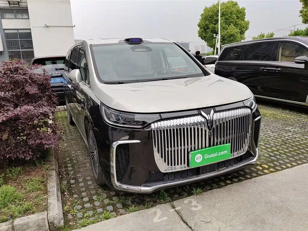 Voyah Auto Voyah Dreamer 2025 PHEV AWD Flagship Qian Kun Edition фото 4