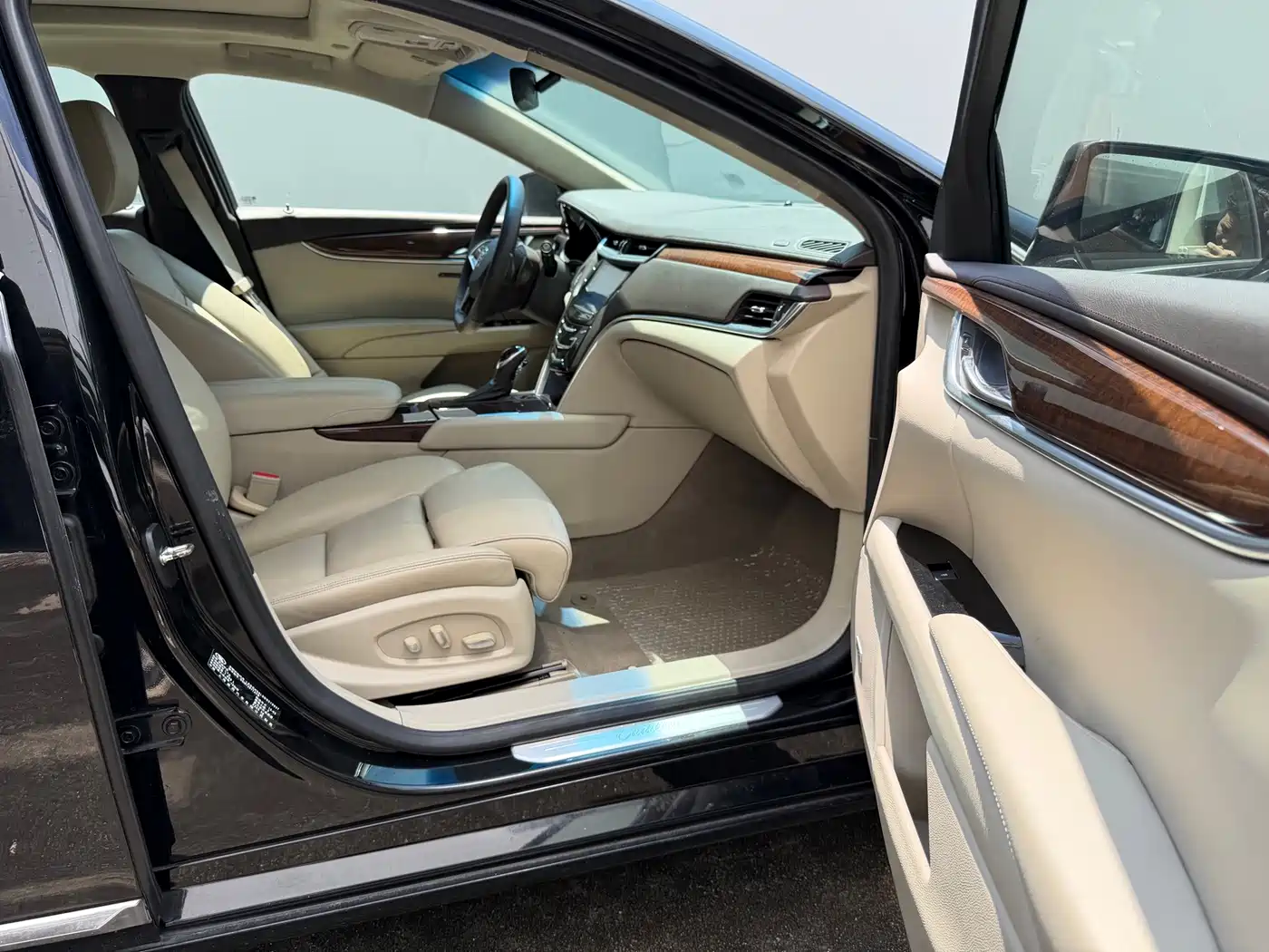 Cadillac XTS 2013 2013 Model 28T Comfort