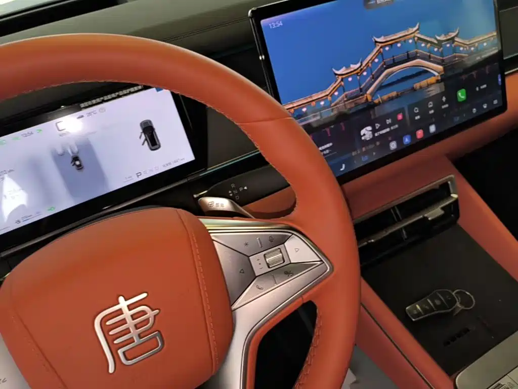 BYD Tang L 2025 2025 DM 175KM Drone Player Edition