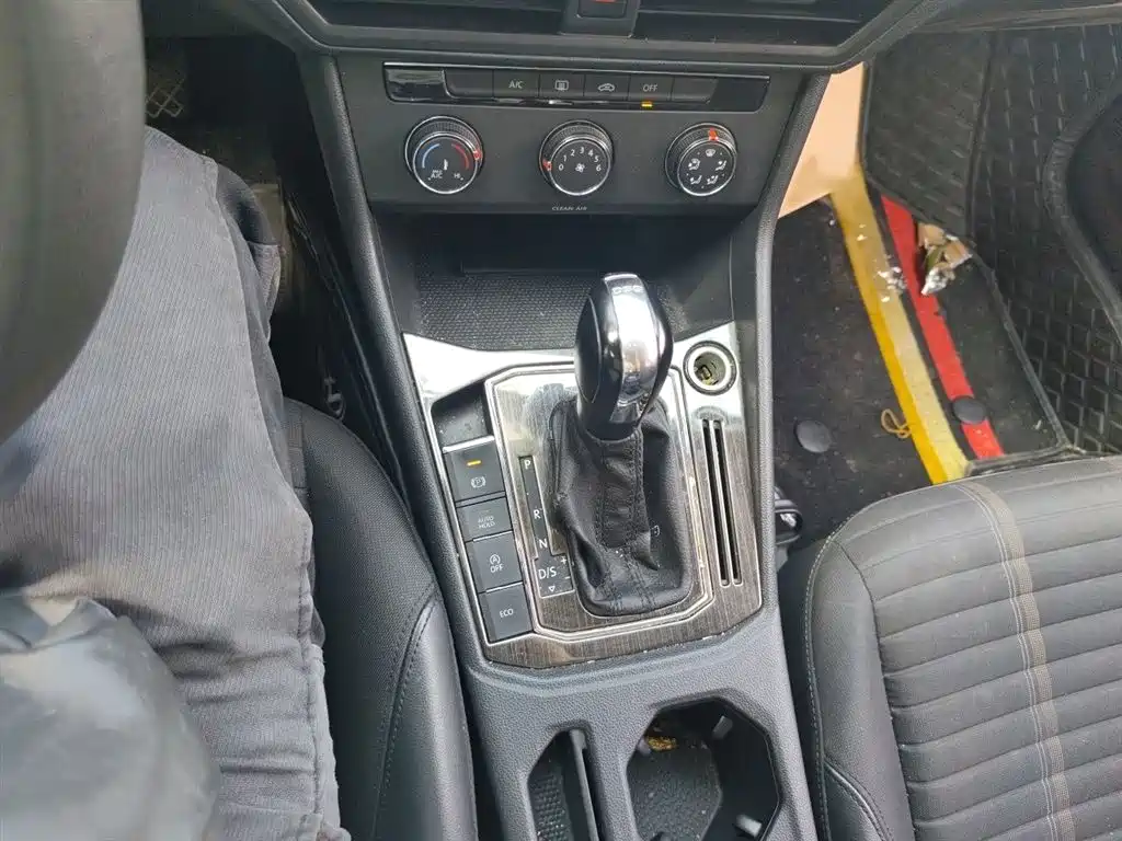 Volkswagen Lavida 2018 280TSI DSG Comfort Edition China V фото 7