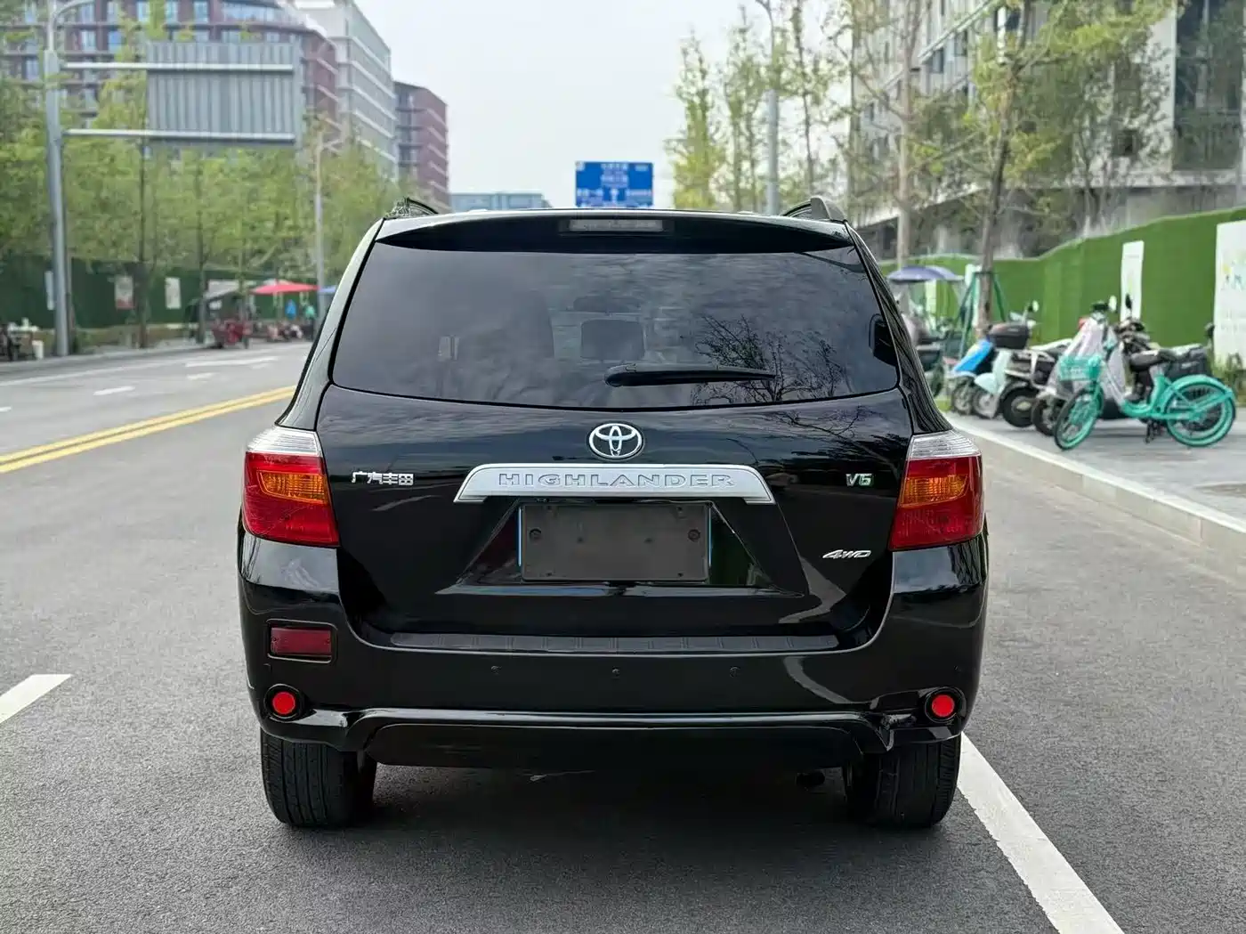 Фото 9 - Toyota Highlander