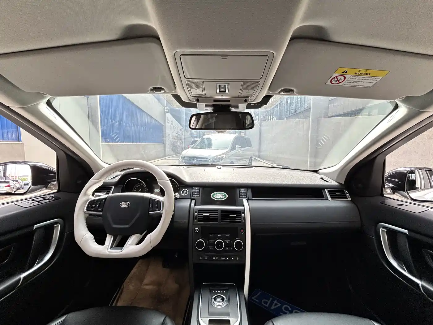 Land Rover Discovery Sport 2018 240PS PURE Edition фото 8
