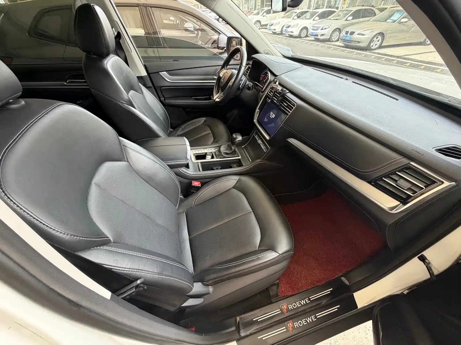 Фото 8 - Roewe RX8