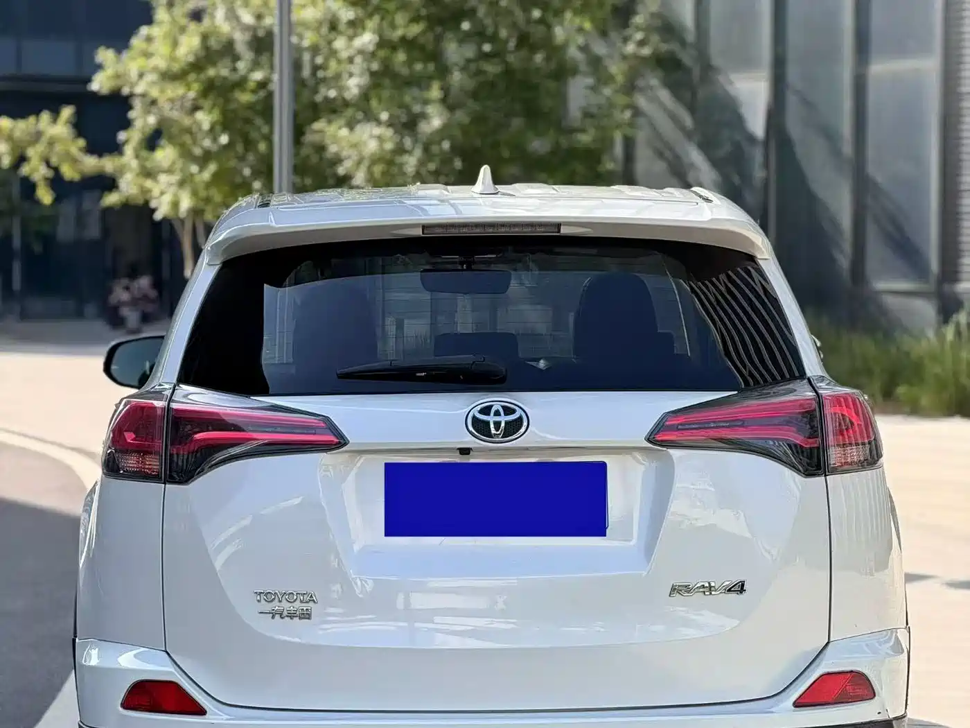Toyota RAV4 Rongfang 2016 2.0L CVT 2WD Smart (China V) фото 7