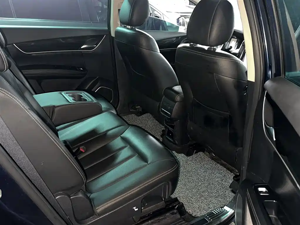 BYD Song MAX 2017 1.5T Auto Smart Luxury 7-Seater фото 16