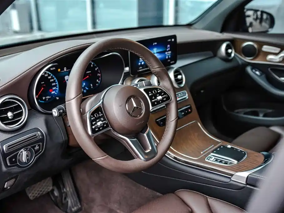 Mercedes-Benz GLC 2022 GLC 300 L 4MATIC Dynamic Collector's Edition фото 19