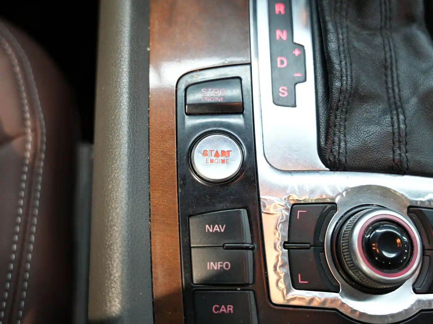 Audi Q7 2011 2011 3.0 TFSI Progressive (200kW)