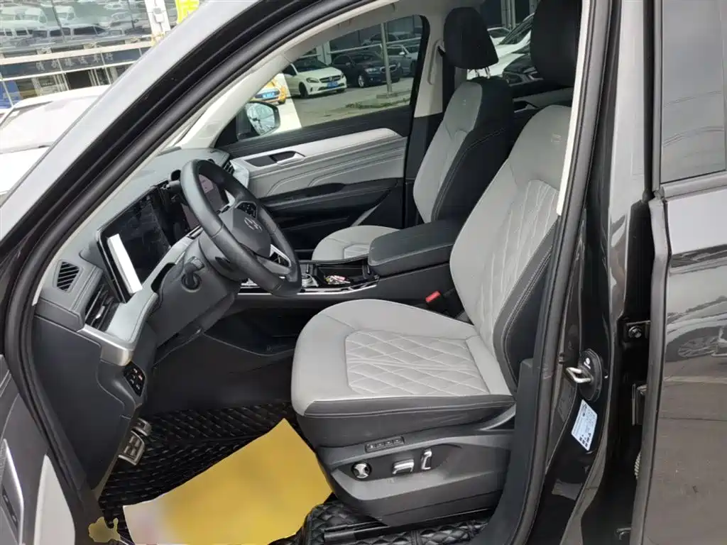 Volkswagen Talagon 2024 380TSI 4WD R-Line Touring фото 15