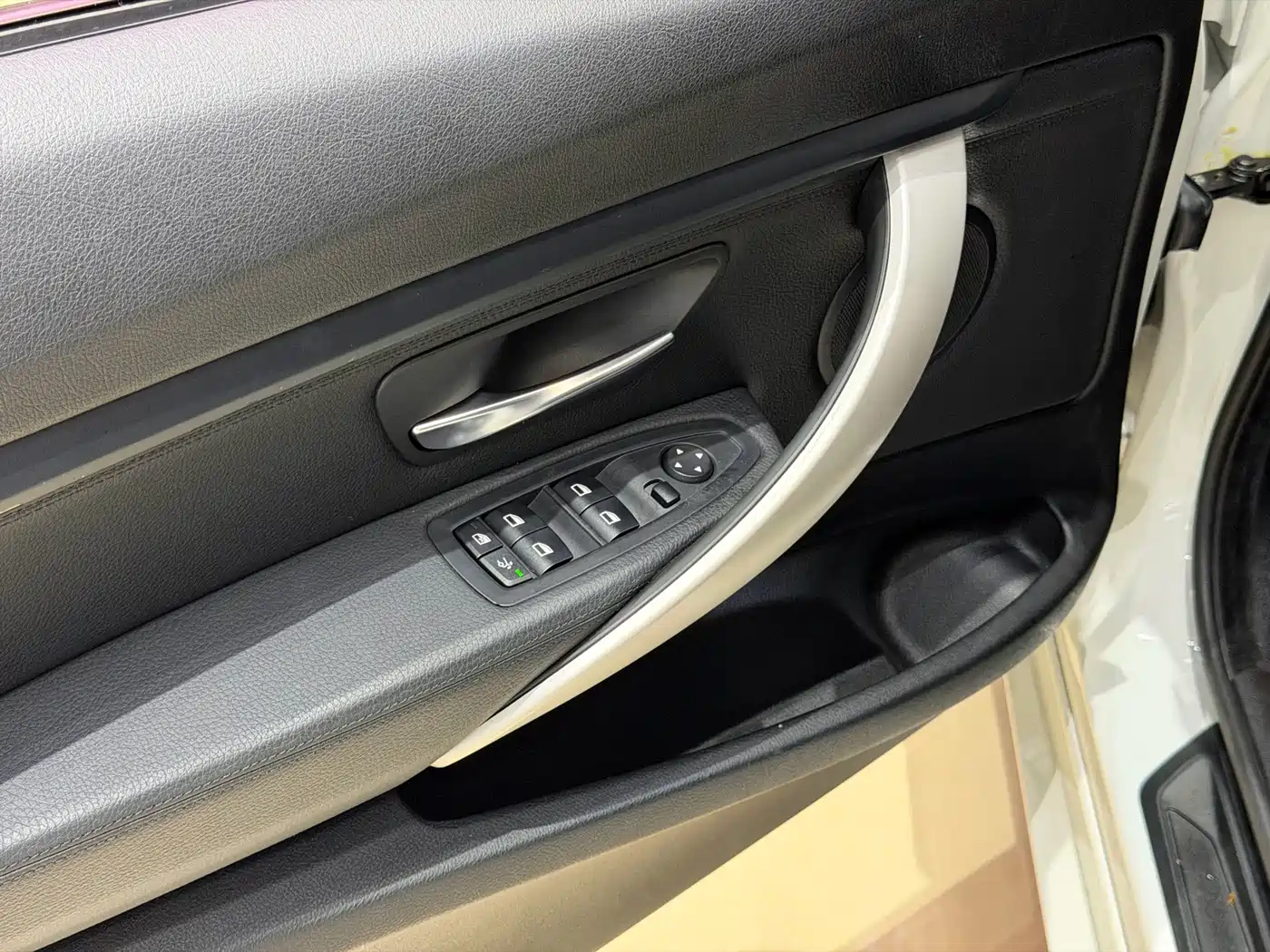 BMW 3 Series GT 2015 2014 320i Leading Edition
