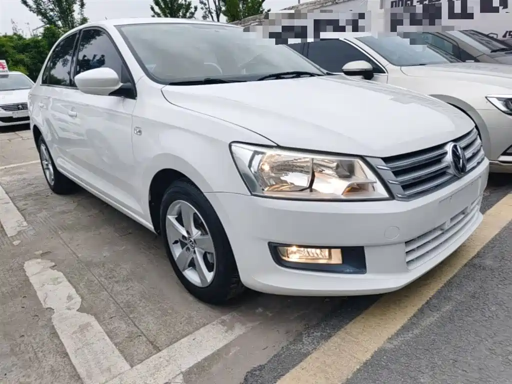 Volkswagen Santana 2013 1.6L Automatic Comfort Edition фото 4