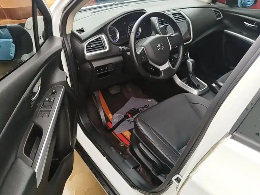 Suzuki SX4 S-Cross 2015 2014 1.6L CVT 2WD Elite