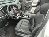 Фото 8 - Roewe RX5