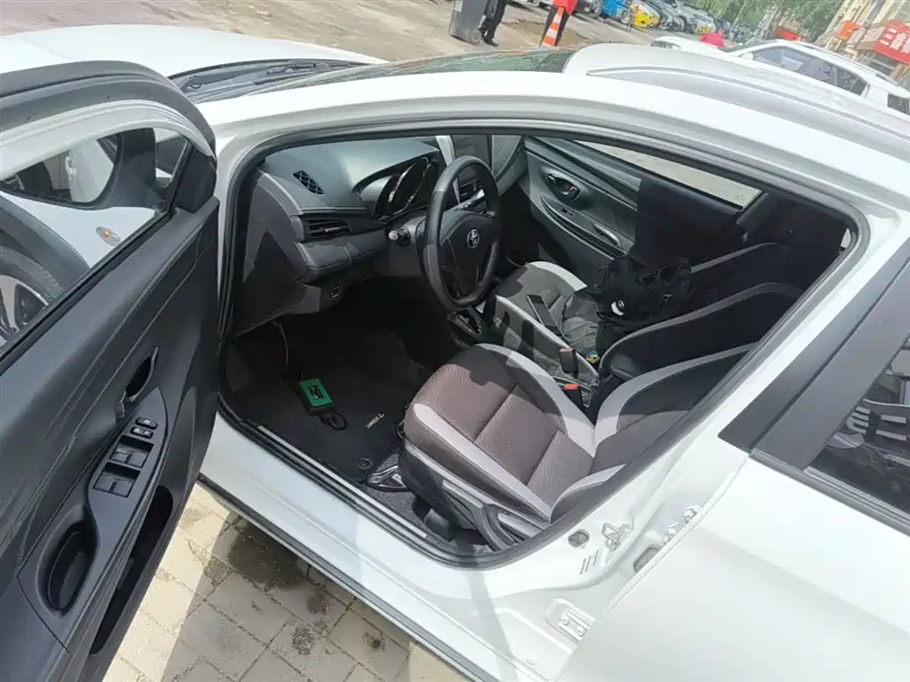 Toyota YARiS L Zhi Xuan 2020 Zhi Xuan X 1.5L CVT Leading фото 16