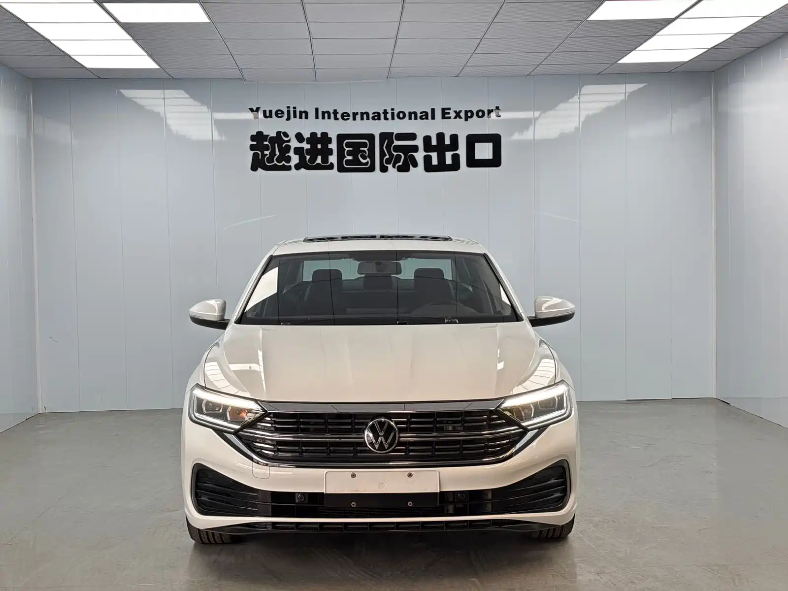 Фото 2 - Volkswagen Sagitar