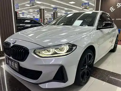BMW 1