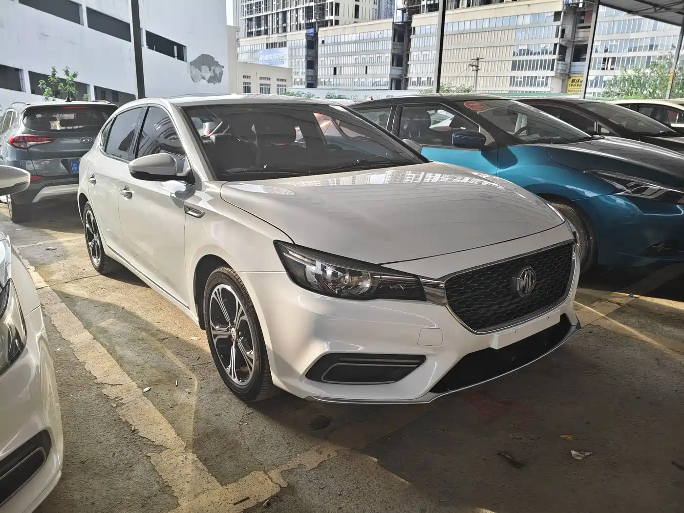 Photo 3 - MG MG6