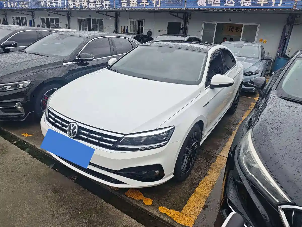 Volkswagen Lamando