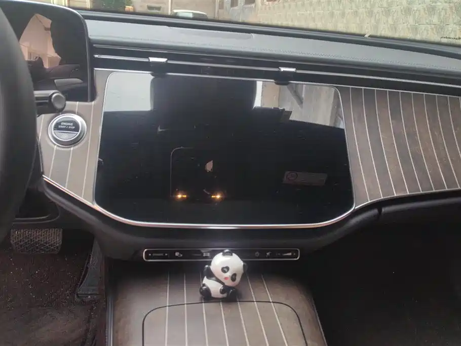 Mercedes-Benz E-Class 2024 E 300 L Fashion фото 13