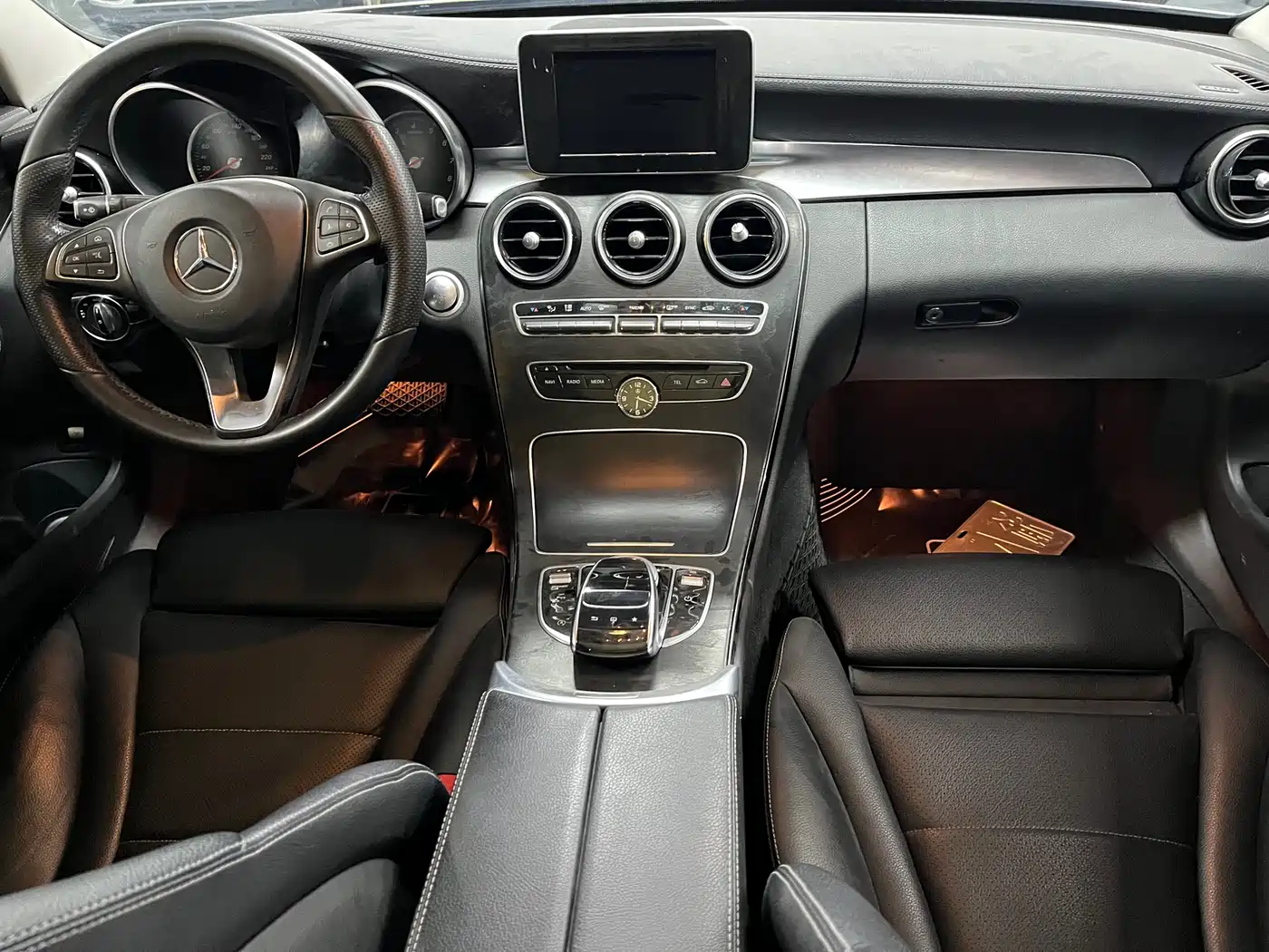 Mercedes-Benz C-Class 2015 Facelift C 200 L Sport фото 7