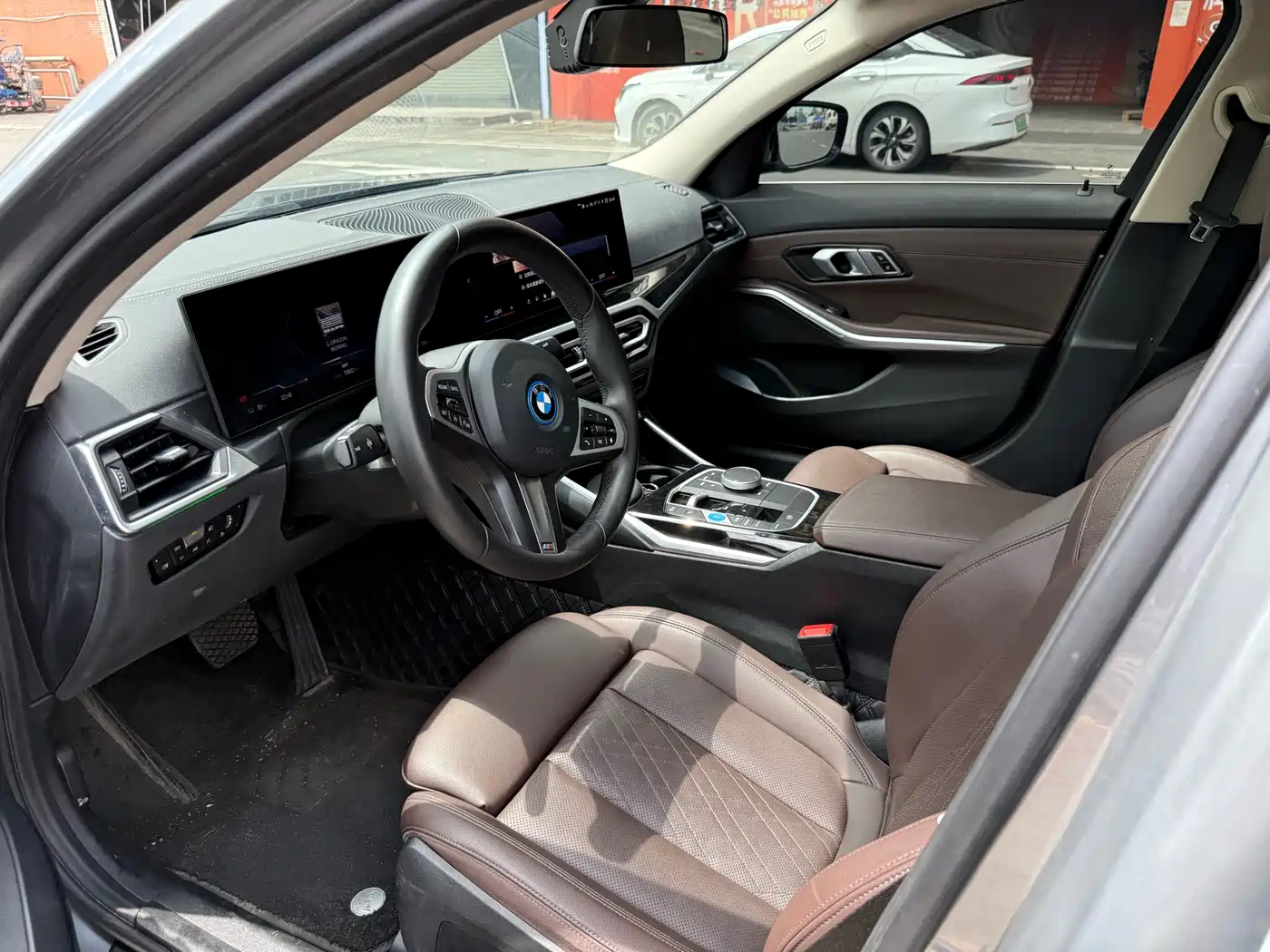 BMW i3 2024 eDrive 35 L фото 4