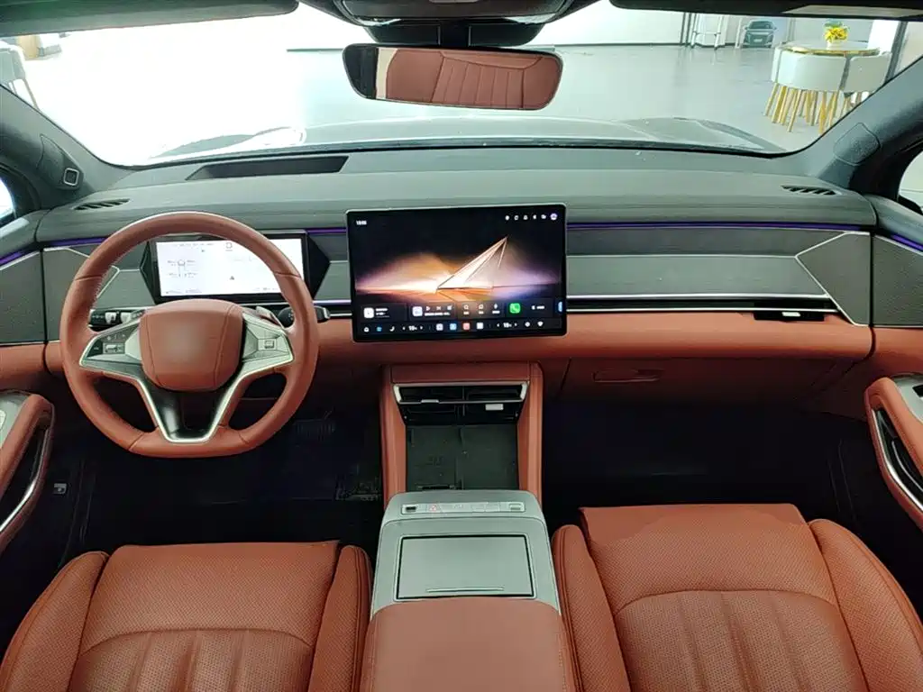 BYD Tang L 2025 DM 175KM Drone Player Edition фото 10
