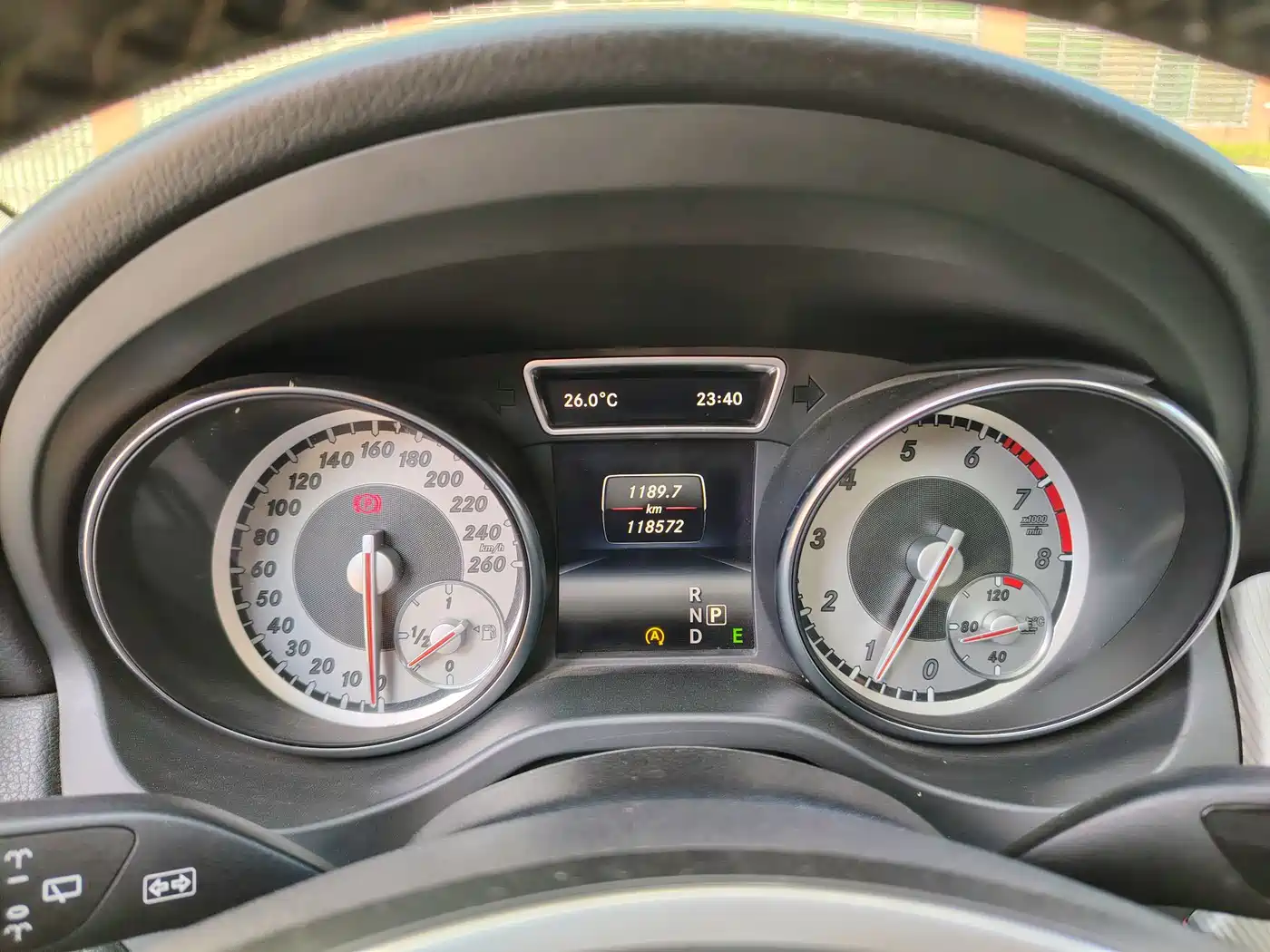 Mercedes-Benz GLA 2015 GLA 200 Dynamic фото 14