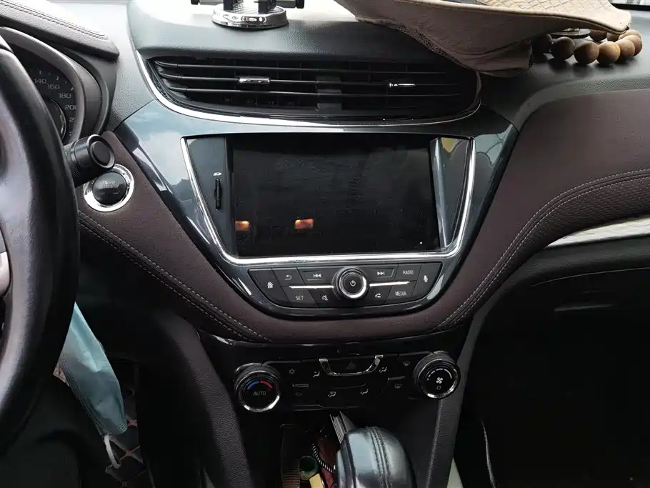 Chevrolet Malibu 2018 530T Automatic Luxury Edition фото 13