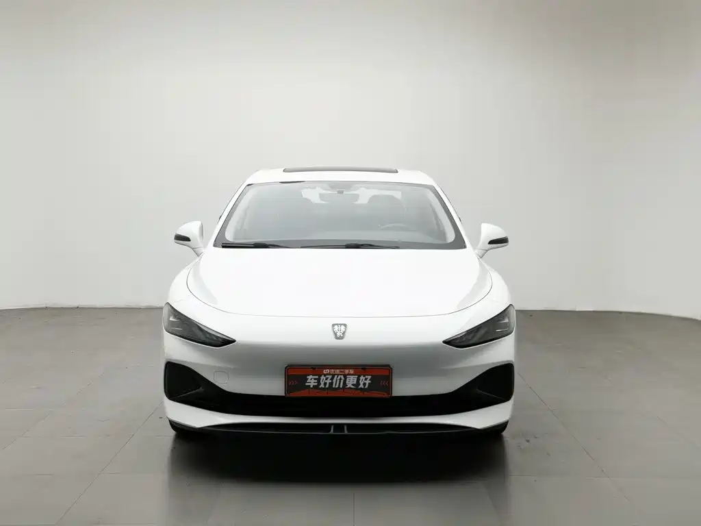 Roewe D7 2024 2023 DMH 125km Beyond Edition