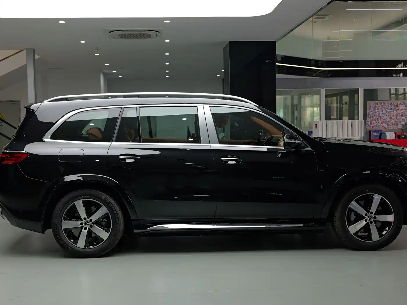 Mercedes-Benz GLS 2026 GLS 450 4MATIC Classic Edition фото 3