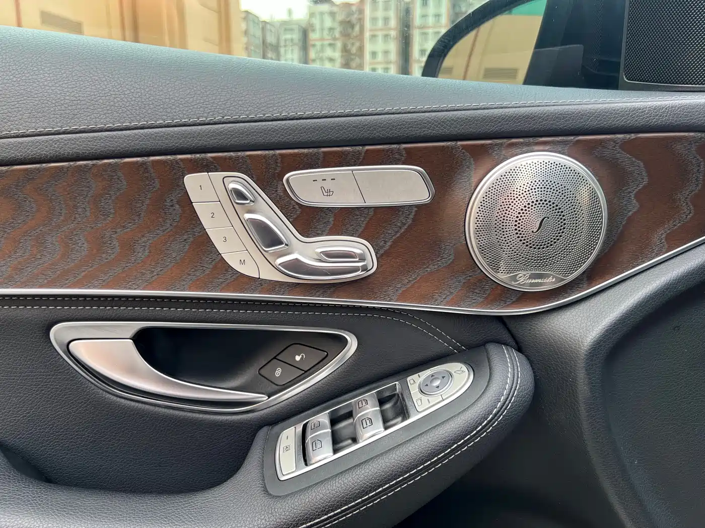 Mercedes-Benz GLC 2017 GLC 300 4MATIC Dynamic фото 15