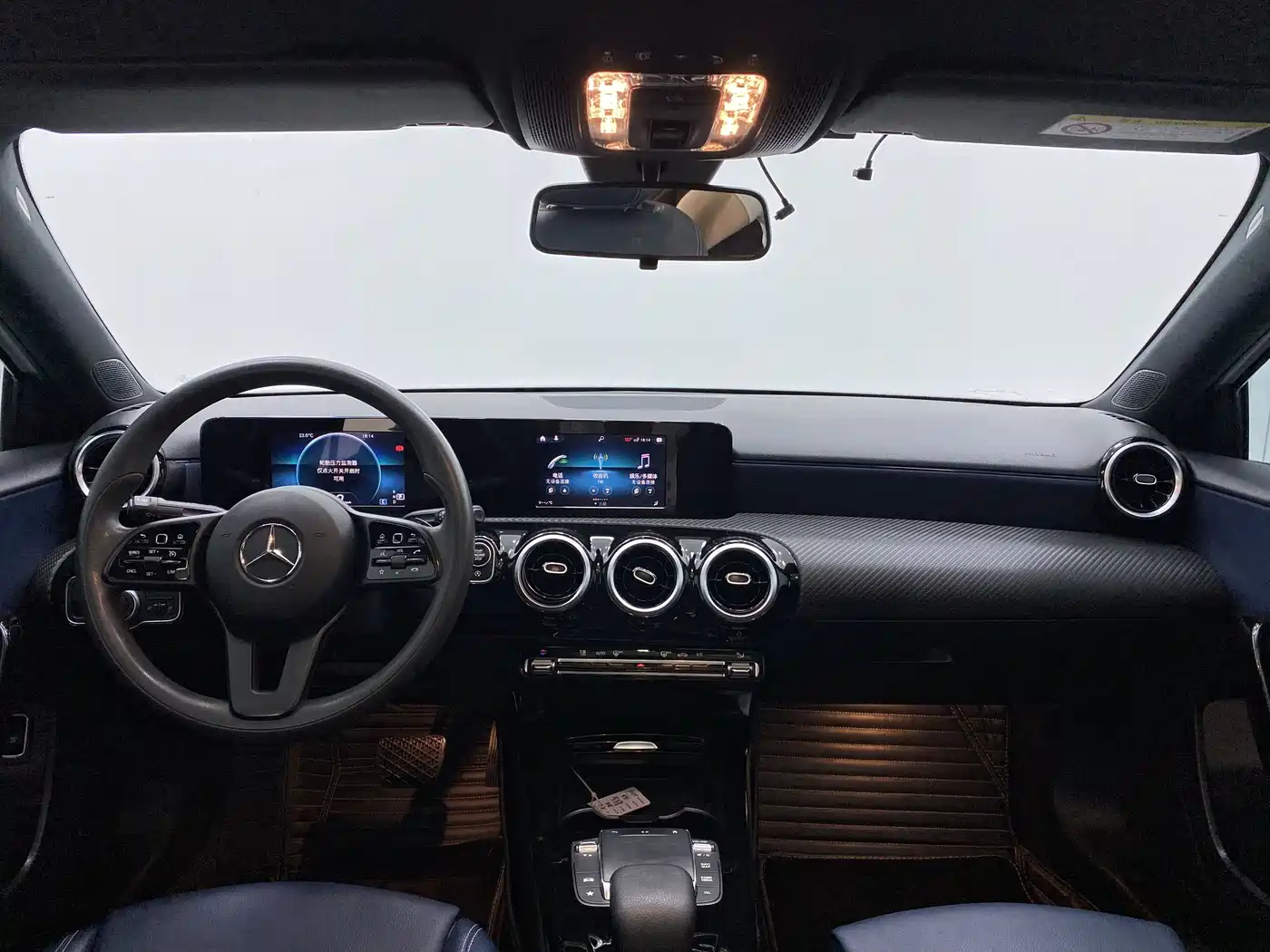 Mercedes-Benz A-Class 2022 A 180 L Sport Sedan фото 10