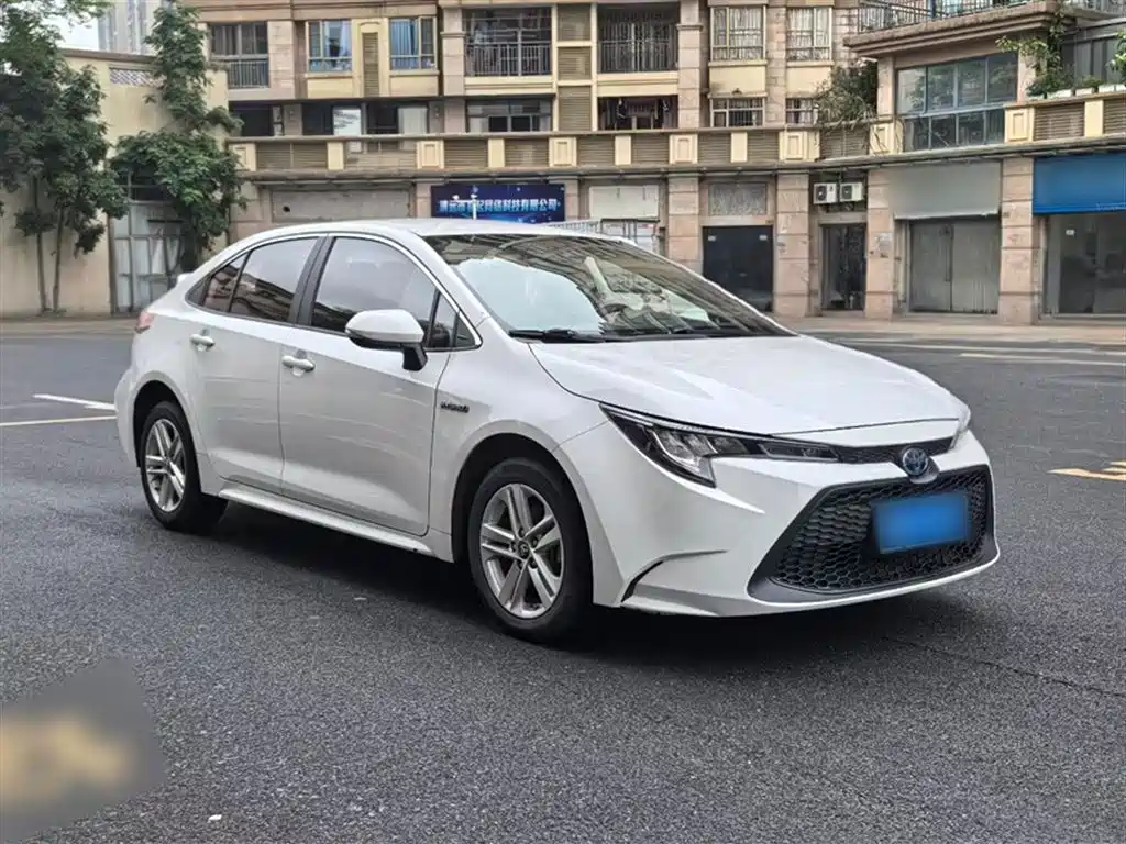 Toyota Levin 2021 Dual Hybrid 1.8H E-CVT Leading Edition фото 23