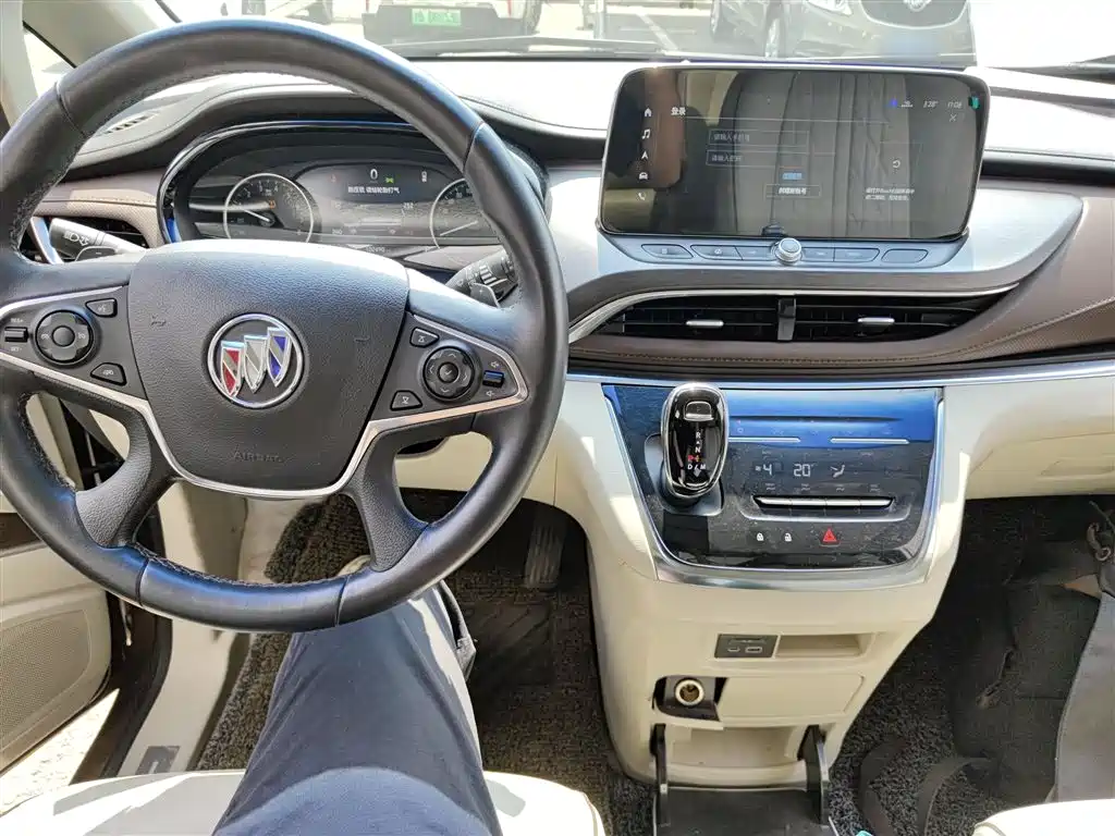BUICK GL8