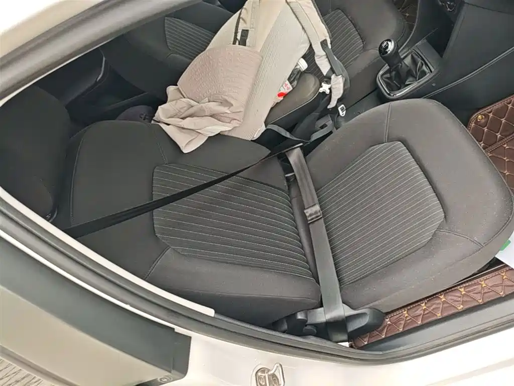 Volkswagen Jetta 2015 Value Edition 1.6L Manual Comfort фото 25