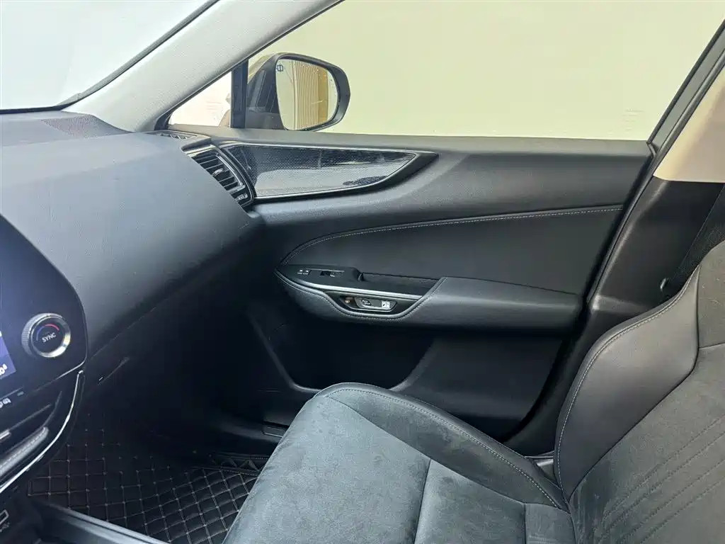 Lexus NX 2022 260 FWD Innovation Edition фото 19