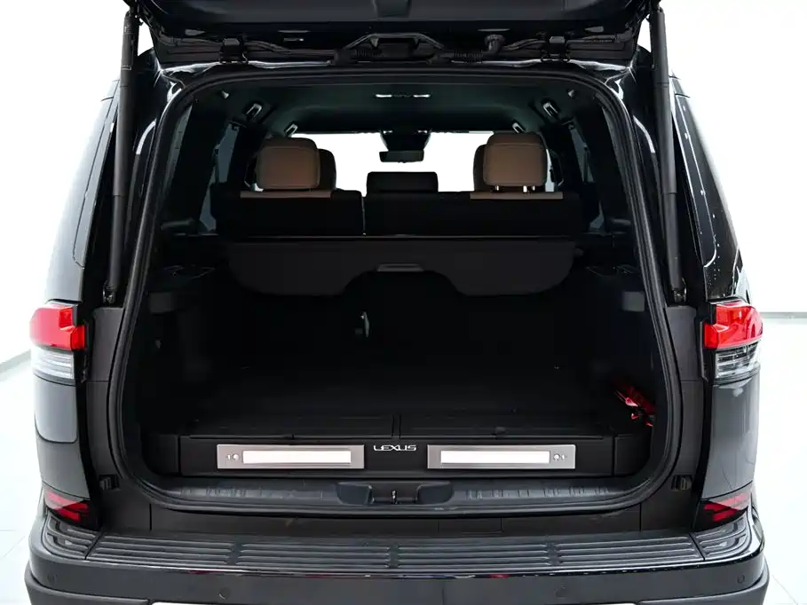 Lexus GX 2024 OVERTRAIL Summit Edition фото 32