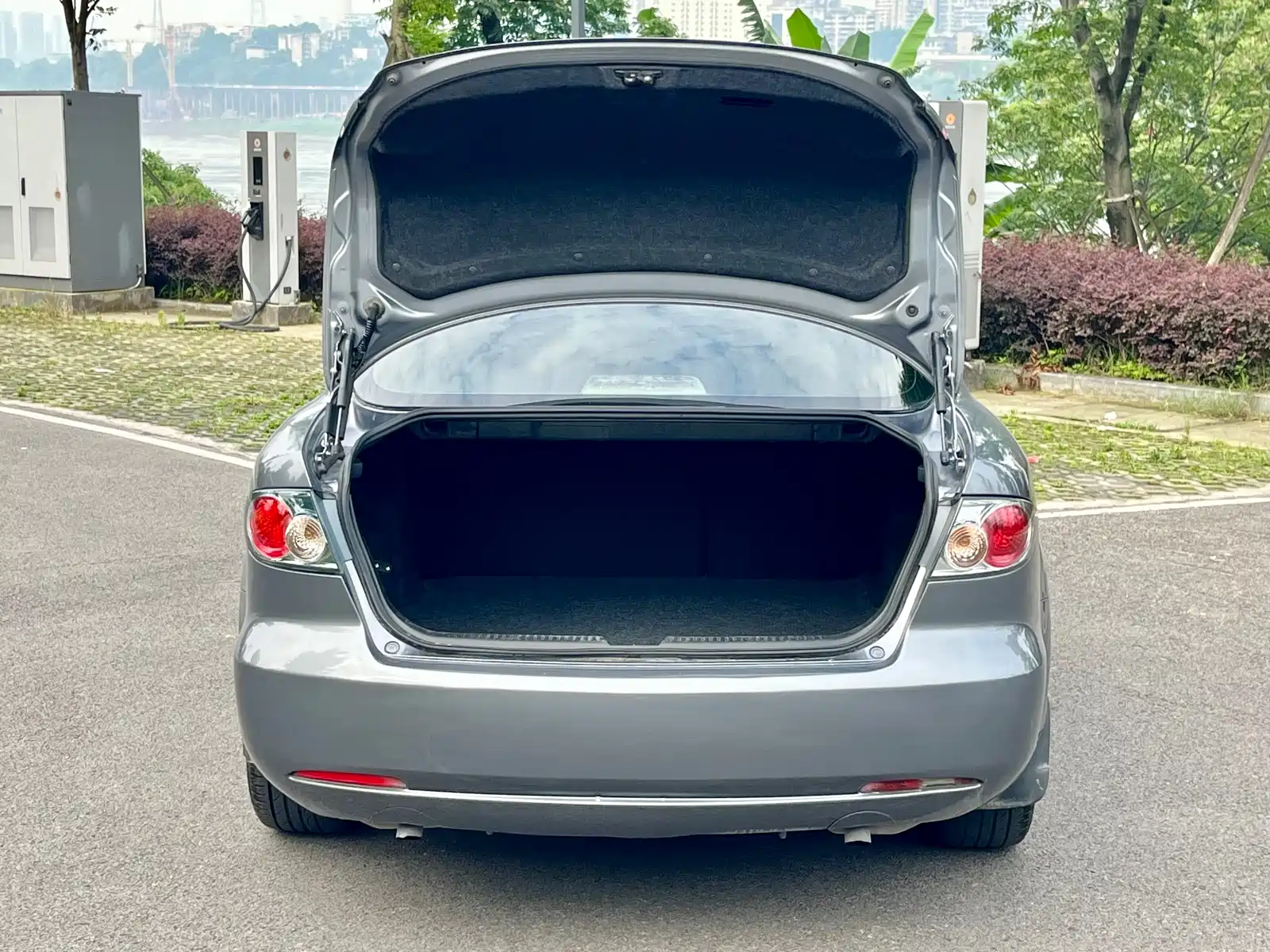 Фото 6 - Mazda 6