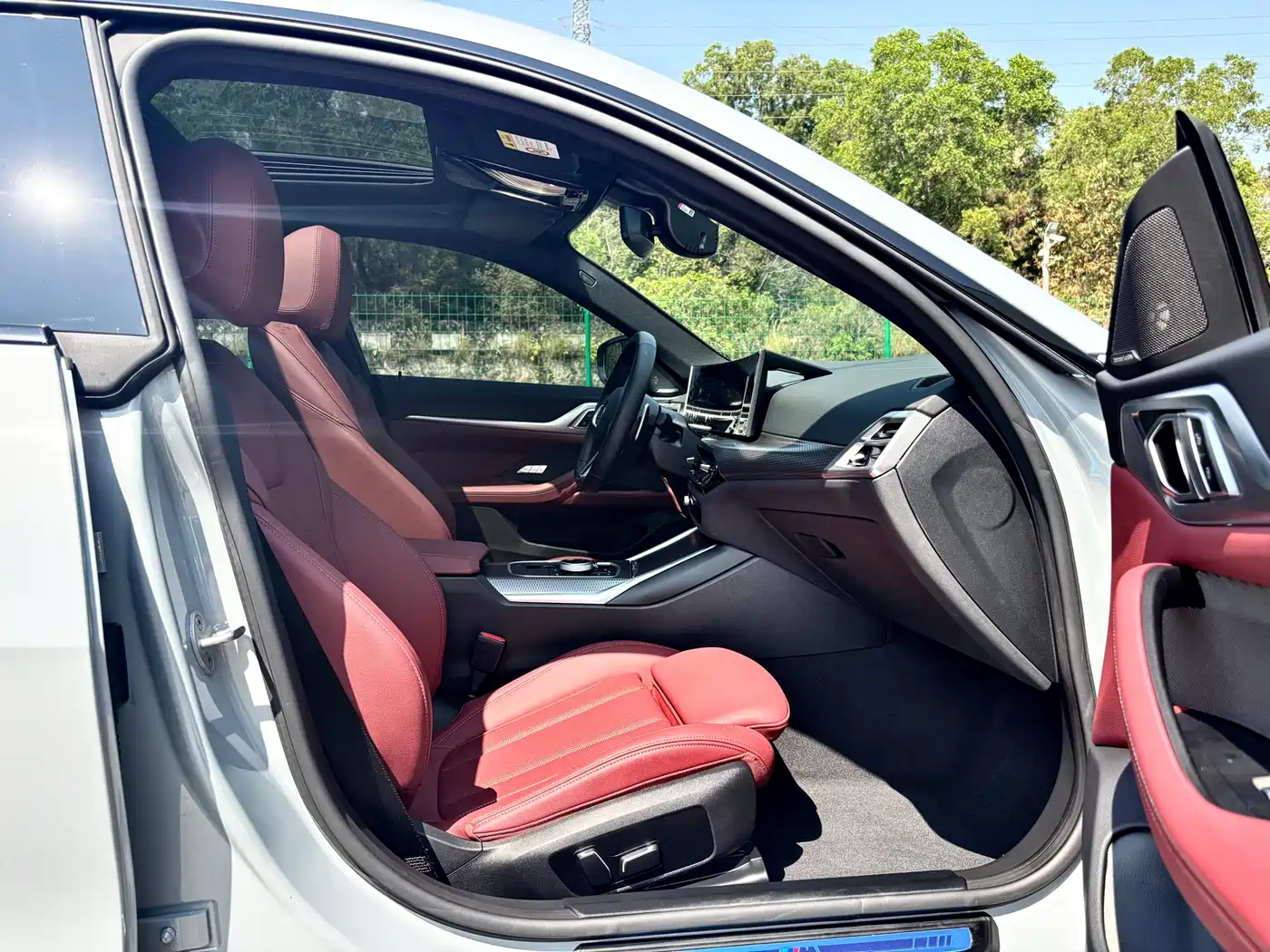 BMW 4 Series 2024 430i Gran Coupe M Sport Shadowline Package фото 7