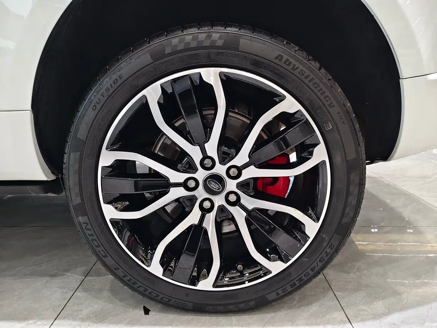 Land Rover Range Rover Sport 2021 3.0 L6 Gloss Black Edition фото 11