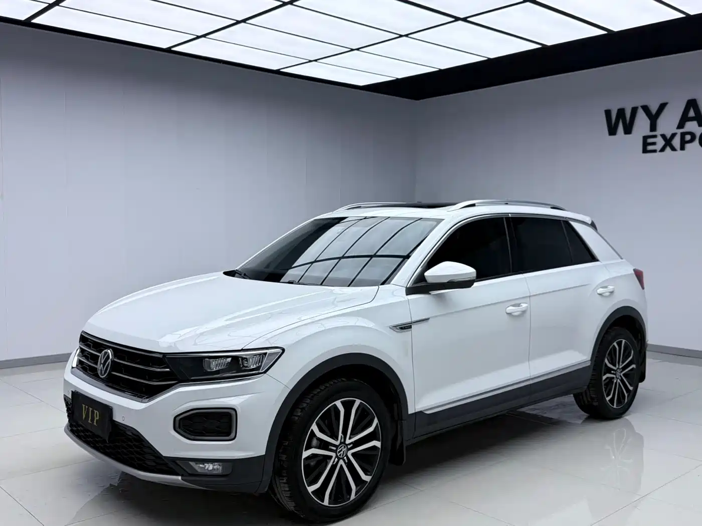 VOLKSWAGEN T ROC EXPLORING SONGS