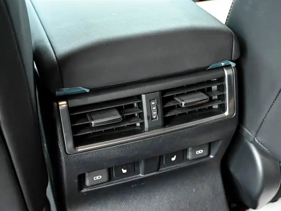 Lexus GX 2024 OVERTRAIL Summit Edition фото 31